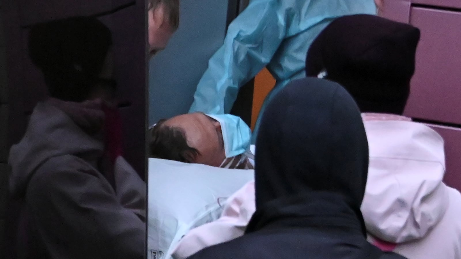 2020-08-22T003331Z_2086179981_RC2OII94JKUI_RTRMADP_3_RUSSIA-POLITICS-NAVALNY-GERMANY_vlbkak