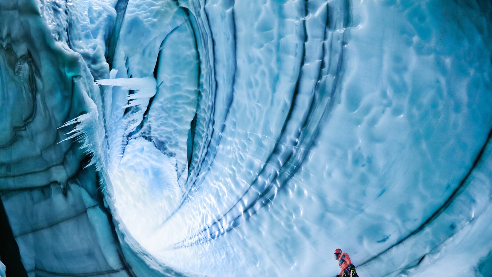 galleries/2013/12/17/coolest-places-made-out-of-ice/131120-ice-vacations-tease_k903dv