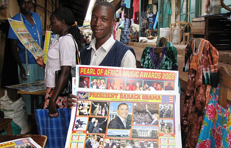 galleries/2008/11/14/obama-in-uganda/obama-uganda-1_ujsjve