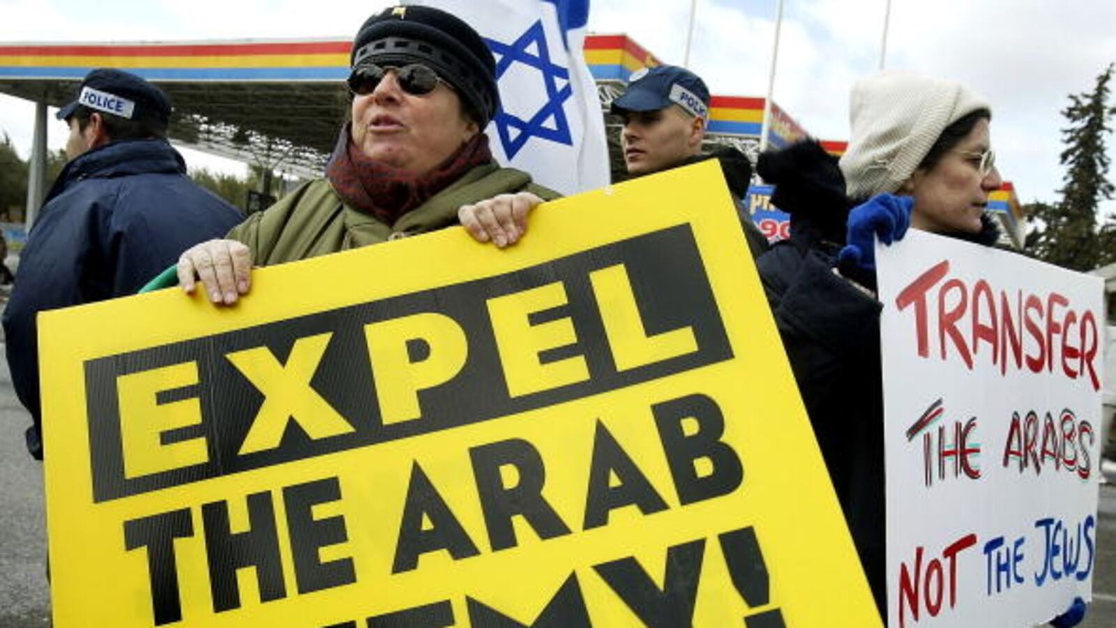 articles/2012/10/25/trouble-can-t-you-see/transfer-openz_gr5evw