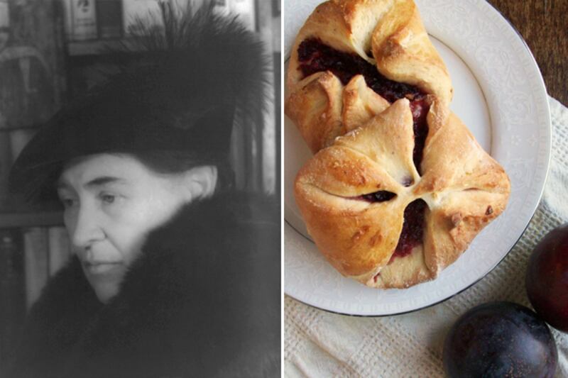 articles/2012/10/12/menu-for-a-moveable-feast-10-famous-authors-and-their-favorite-foods-recipes/cather-feast_nqlwq0