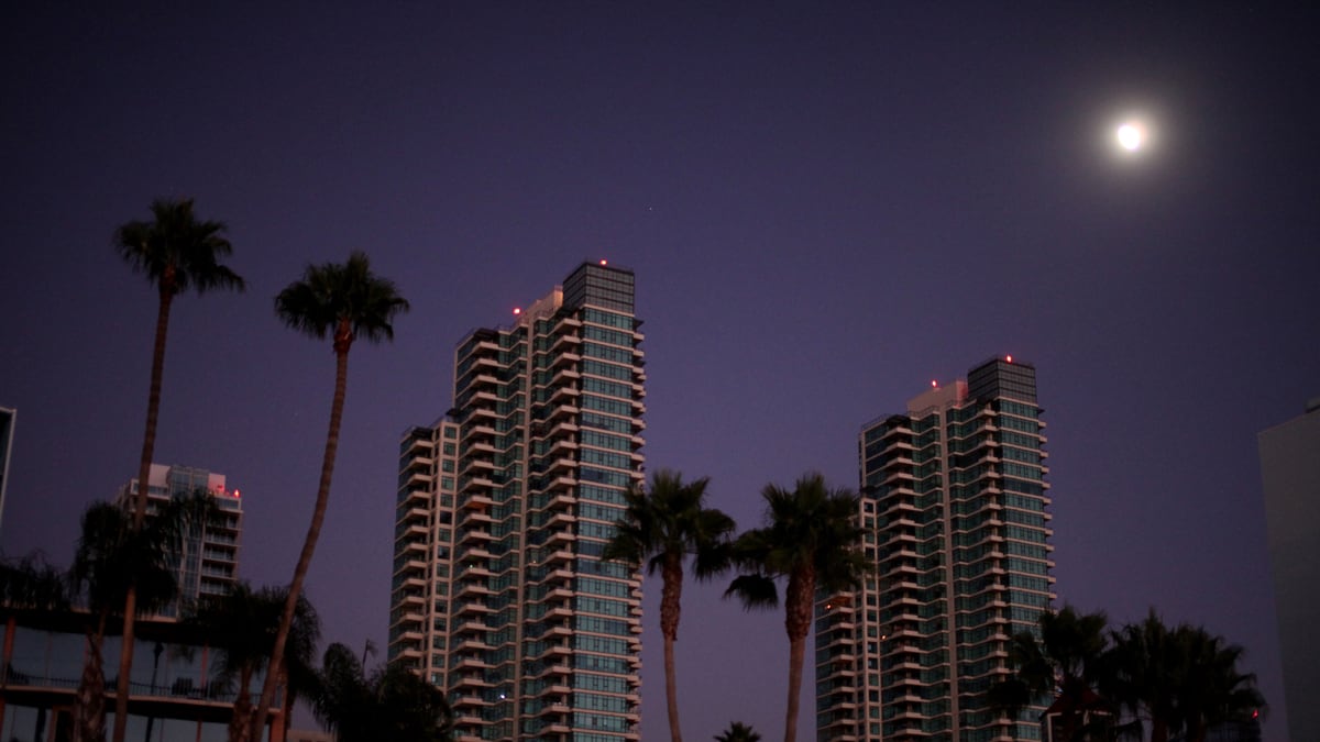 articles/2011/09/09/san-diego-blackout-report-from-california/san-diego-blackouts-bohannon_utdn58