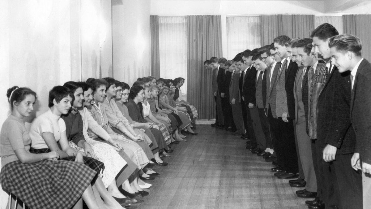 articles/2012/08/22/classroom-warfare-same-sex-classes-at-public-schools-ignite-a-fight/boys-girls-segregated-pesta_sanjcq