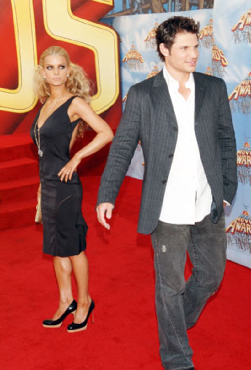 galleries/2009/12/18/hollywood-holiday-breakups/celeb-holiday-breakups---simpsonlachey_ijygbf