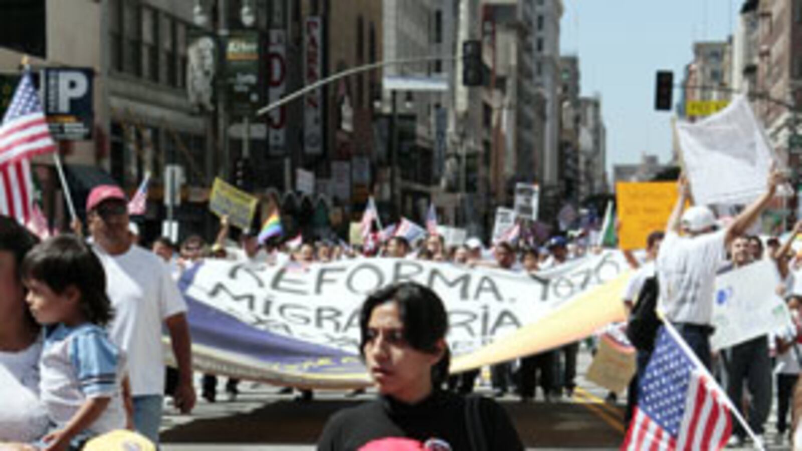 cheats/2010/05/01/thousands-march-la-for-immigrant-rights/thousands-march-for-immigrant-rights_e3acri