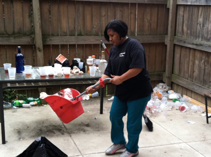 galleries/2011/05/10/confessions-of-an-ivy-league-house-cleaner/cleaning-lady_jq9v2h