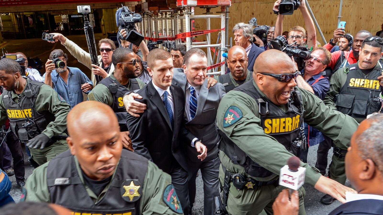 cheats/2016/05/23/baltimore-cop-found-not-guilty-of-assault-misconduct-in-freddy-gray-case/160523-gray-nero-cheat_jxjclp