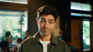 Adrian Grenier in a new commercial for Starbucks