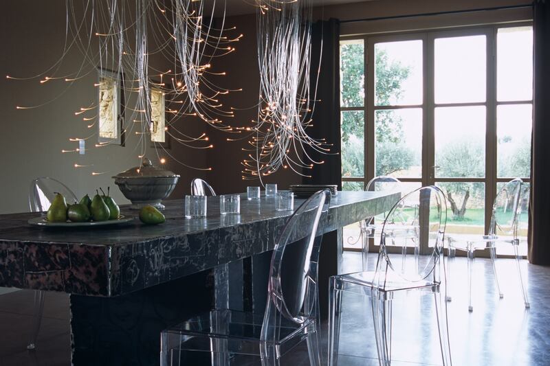 galleries/2013/10/06/omg-i-want-this-house-france-edition-photos/131004-omg-house07_yfdjqf
