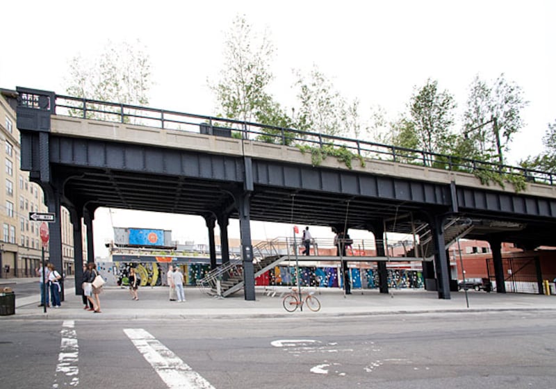 galleries/2010/06/15/high-line/whitney-highline-3_qpdsae