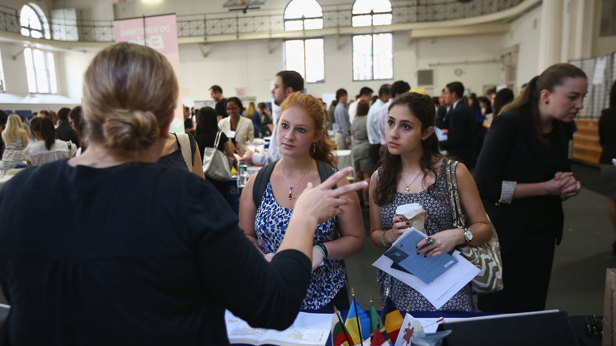 articles/2012/09/27/jobs-revision-show-that-obama-has-created-jobs-overall/extra-jobs-zeitlin_lrp9ah