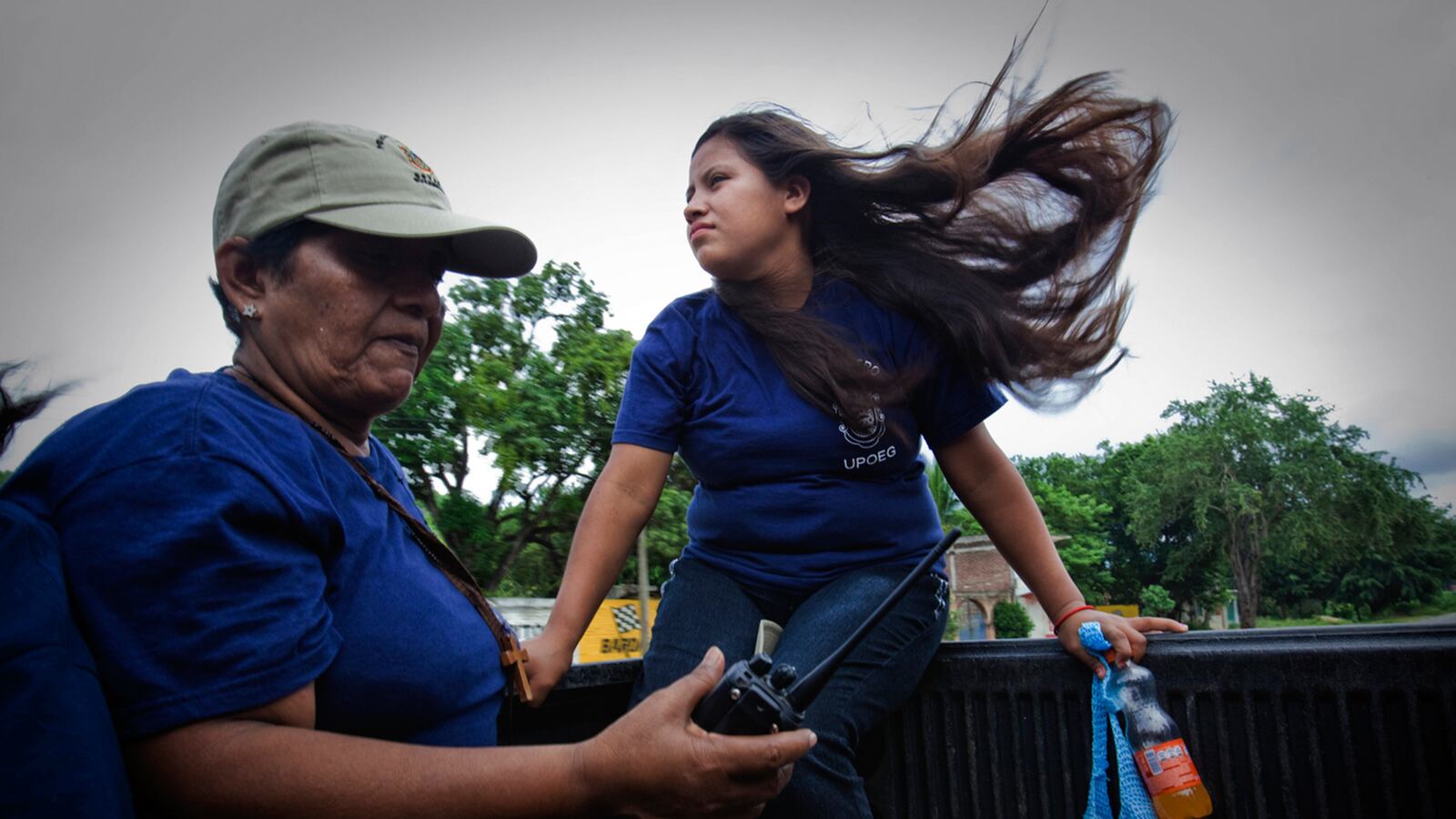 galleries/2013/10/03/mexico-s-all-female-vigilante-justice-squad-photos/131003-orlinsky-mexico1_knxkq9