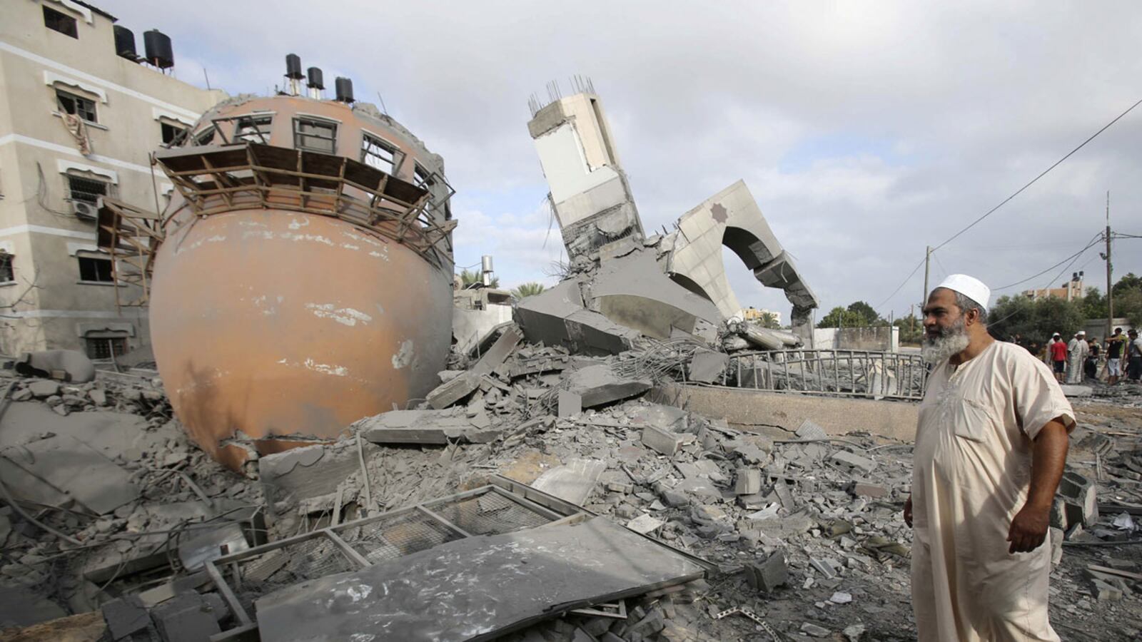 articles/2014/08/19/israeli-diplomat-says-gaza-war-taught-hamas-a-lesson/140811-gaza-israel-cheat_npog0f