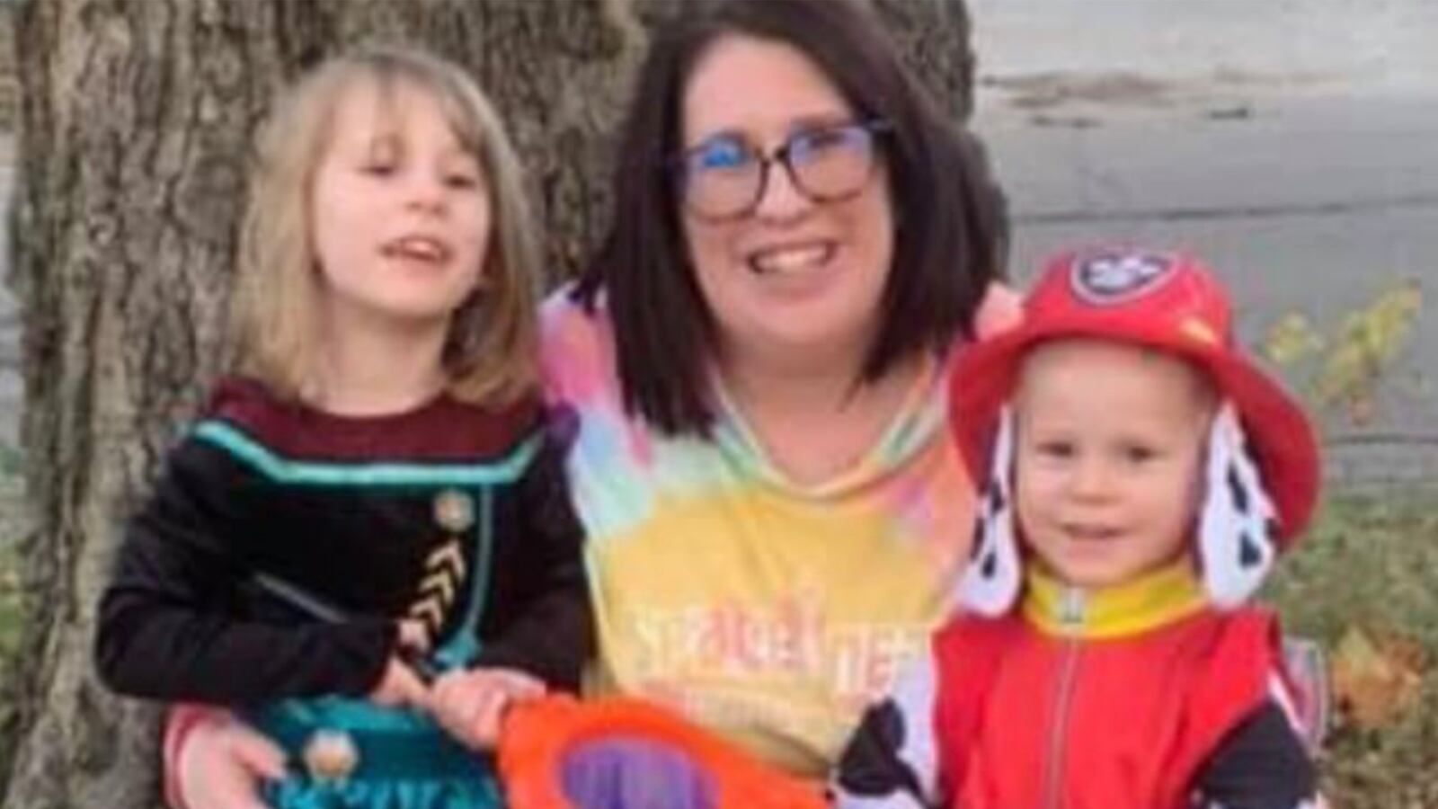 210519-nielsen-family-tease_wi5mdw