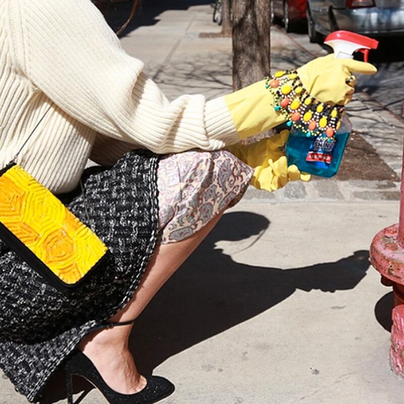 galleries/2013/04/13/from-nicole-richie-to-kim-kardashian-the-11-best-fashion-instagrams/140412-fashion-instas-manrepeller_mqf6aw