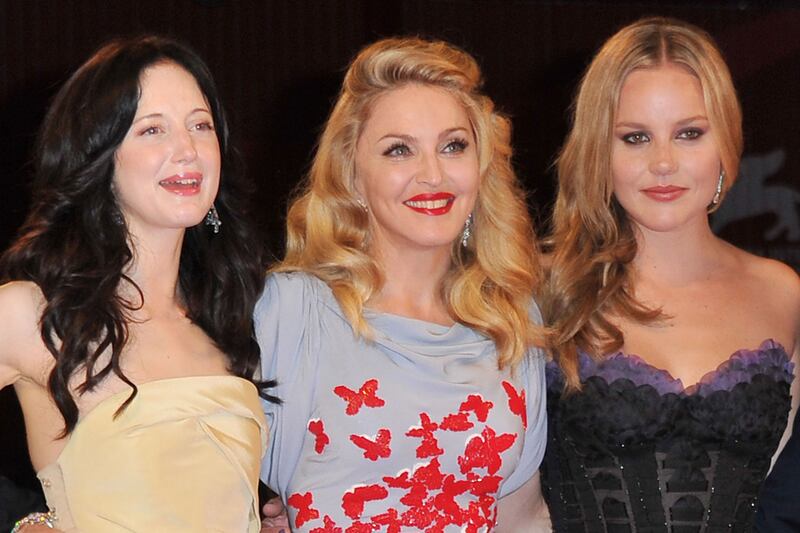 articles/2011/09/04/amy-sacco-s-bungalow-8-venice-film-festival-s-new-hot-spot/w-e-venice-thompson_kyuzmk