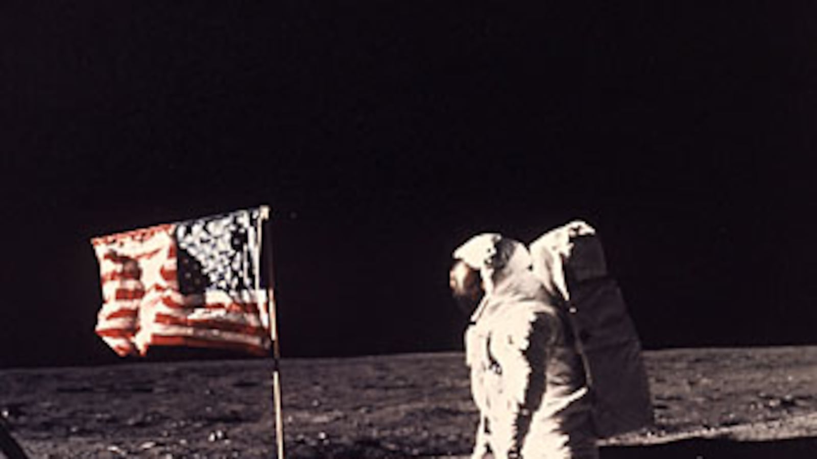cheats/2009/07/17/nasa-restores-moon-landing-footage/moon-landing_gpjdul