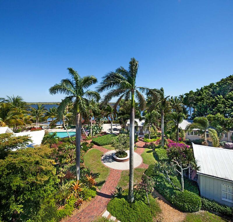 galleries/2014/09/27/omg-i-want-this-house-little-bokeelia-island-photos/140925-Bokeelia-7_b4x8tl