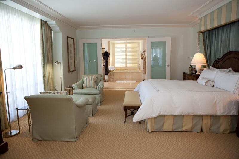 galleries/2013/05/08/it-costs-how-much-12-crazy-expensive-hotel-suites-photos/130503-montage-bev-hills_yqoul5