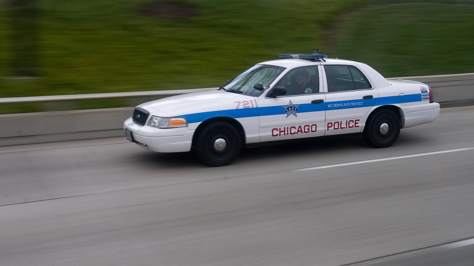 cheats/2015/04/20/13-hit-in-chicago-shootings/150420-chicago-shootings-cheat_dsiw0w