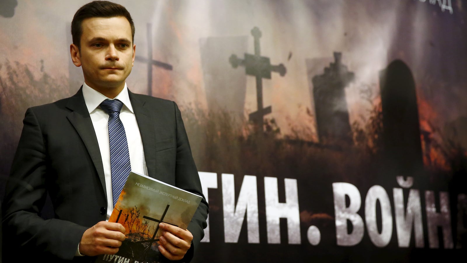 articles/2015/06/03/nemtsov-s-murder-unites-putin-enemies/150603-Sibley-yashin-tease_vk4mew