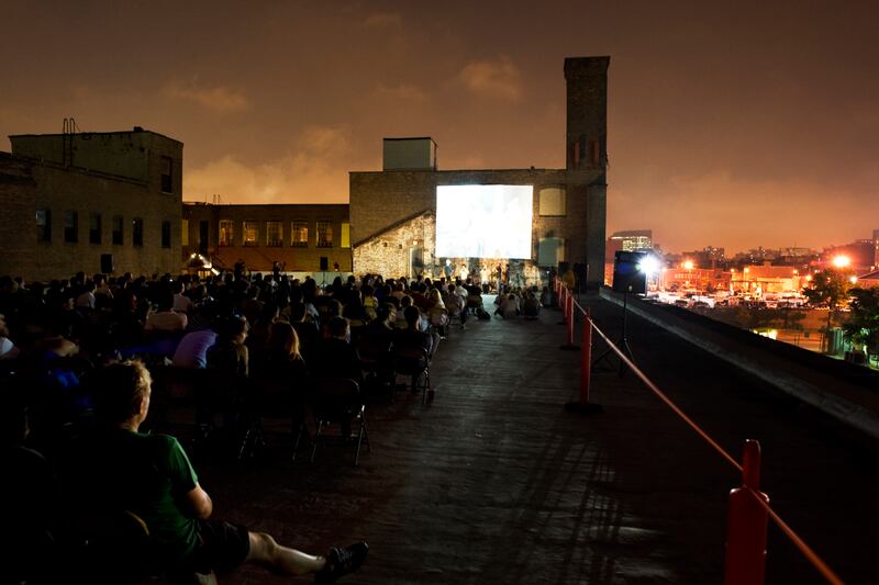 articles/2014/05/19/summer-s-hottest-film-festivals-los-angeles-nantucket-telluride-and-more/140513-lexus-rooftop-movies-tease_tt0lv1