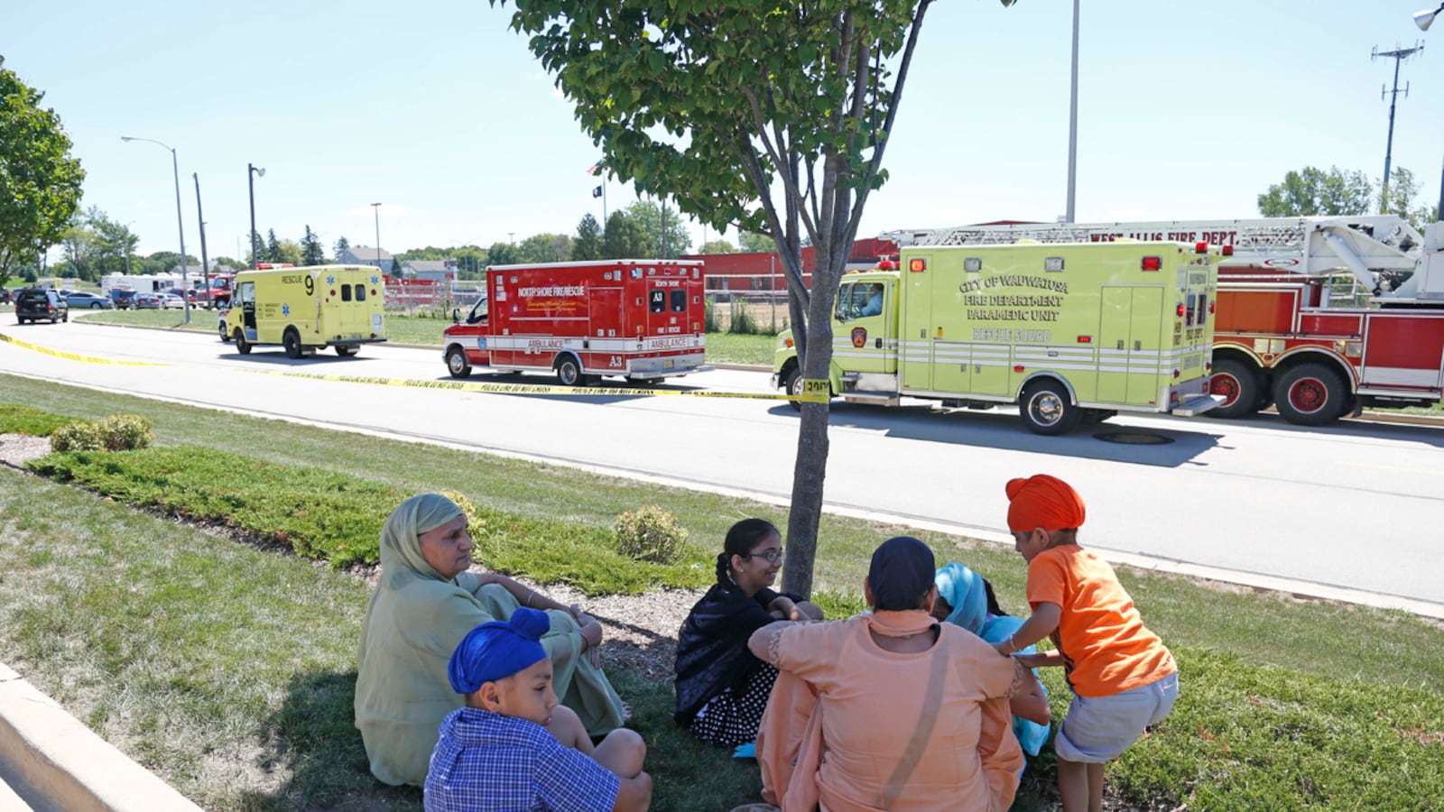 articles/2012/08/05/wisconsin-shooting-rattles-american-sikhs/sikh-temple-shooting2_qrocd5