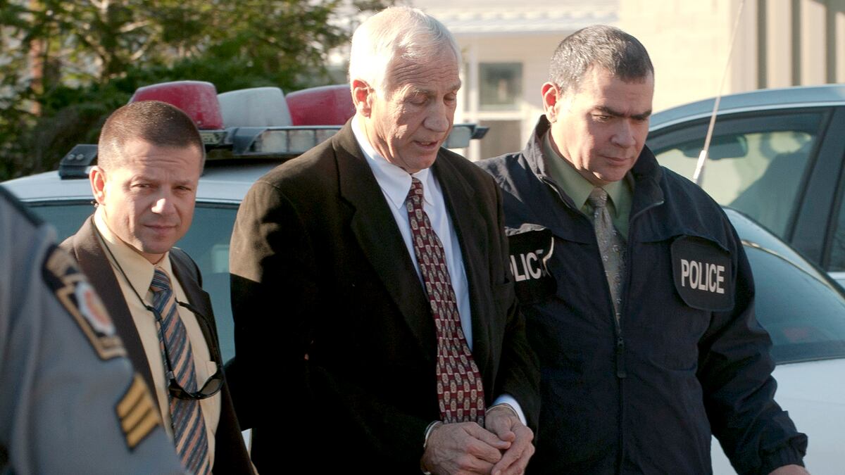 cheats/2011/11/10/report-sandusky-pimped-out-boys/jerry-sandusky-pimp-cheat_pyu0aw