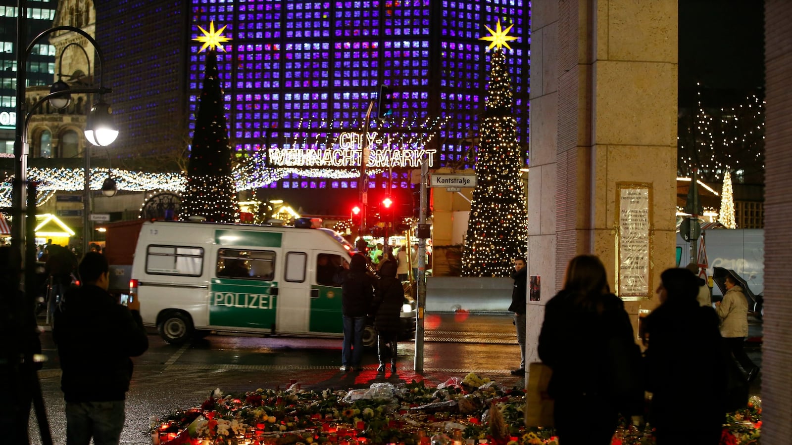 cheats/2016/12/26/report-berlin-truck-attack-suspect-passed-through-france/161226-berlin-suspect-france-cheat_t9ebdy