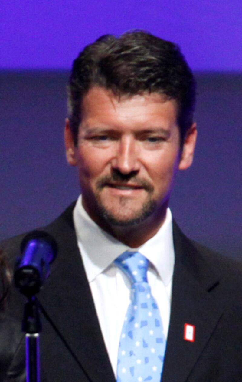 galleries/2012/05/08/celebrity-massage-scandals-john-travolta-al-gore-more-photos/celeb-massage-lawsuits-palin_thgcwa