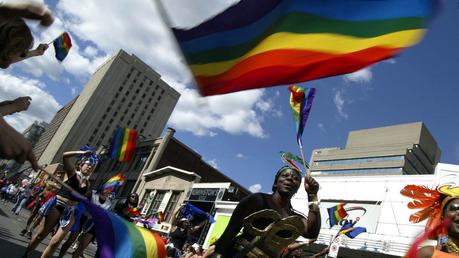 articles/2013/05/01/delegitimizing-pro-palestinian-queer-voices/toronto-pride-parade-openz_gv7g7f