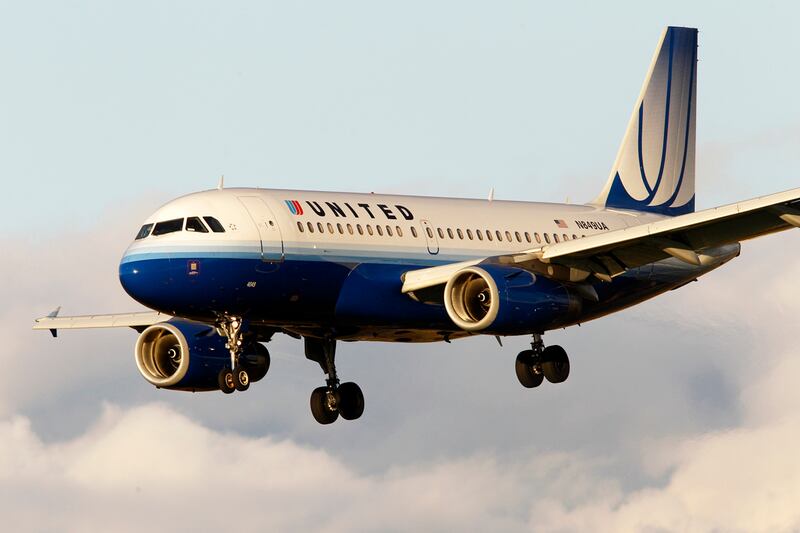 galleries/2011/10/13/riskiest-airlines-photos/riskiest-airlines-united_qsfovp