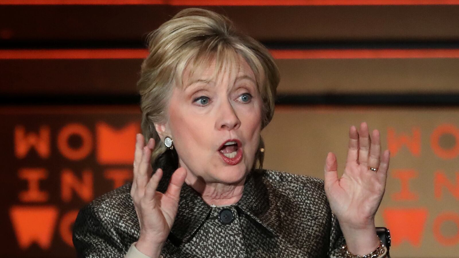 cheats/2017/04/06/hillary-u-s-should-hit-assad-air-force/170406-clinton-syria-cheat_lgh5ll