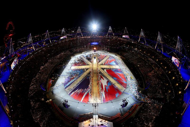 galleries/2012/07/30/best-photos-from-the-2012-london-olympics/olympics-closing-ceremony-4_cjyteb