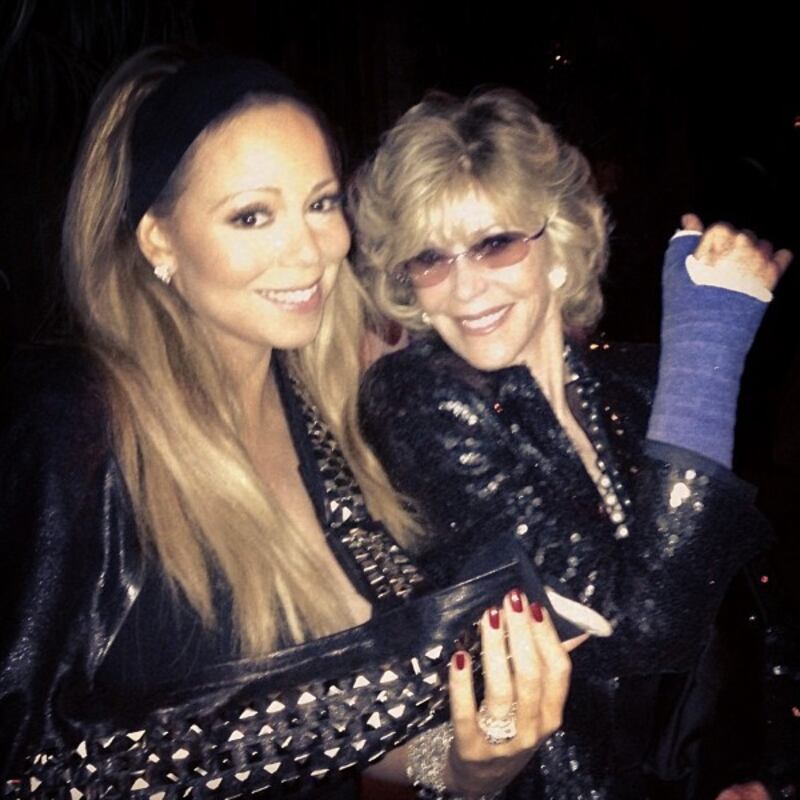 galleries/2013/08/11/miley-cyrus-nicki-minaj-more-celebrity-twitter-pictures-photos/130808-twitpics-carey_guebsp