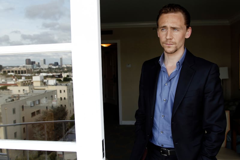 galleries/2013/04/25/ben-affleck-more-stars-live-on-1-50-a-day-for-poverty-vow-photos/130424-celeb-poverty-06_svcwkh