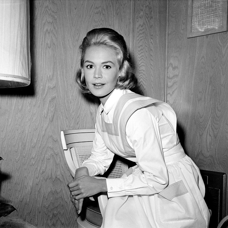 galleries/2012/10/31/sandra-berhnardt-sandy-from-grease-and-other-sandy-s-we-actually-like/sandys-like-dee_t7gwwd