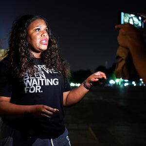 210802-Burn-Dems-Vacation-Eviction-tease_koucyp