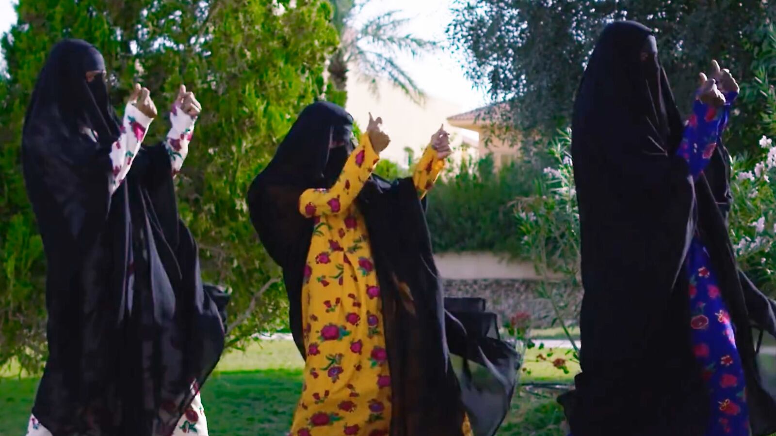 articles/2017/01/04/in-hwages-a-saudi-music-video-s-sick-trump-burn/170104-Nadeau-pop-song-Saudia-Arabia-tease1_oxh1df