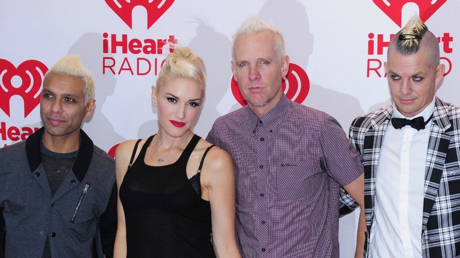 cheats/2012/11/05/no-doubt-pulls-offensive-video/no-doubt-video-cs_gayszx