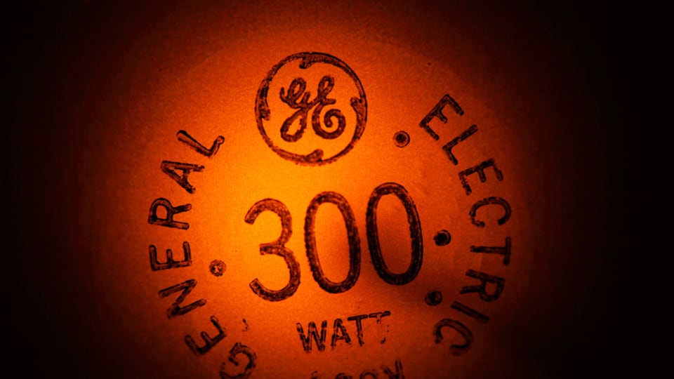 galleries/2011/03/27/15-tax-escape-artists/corporate-tax-cheats---general-electric_wfdhqp