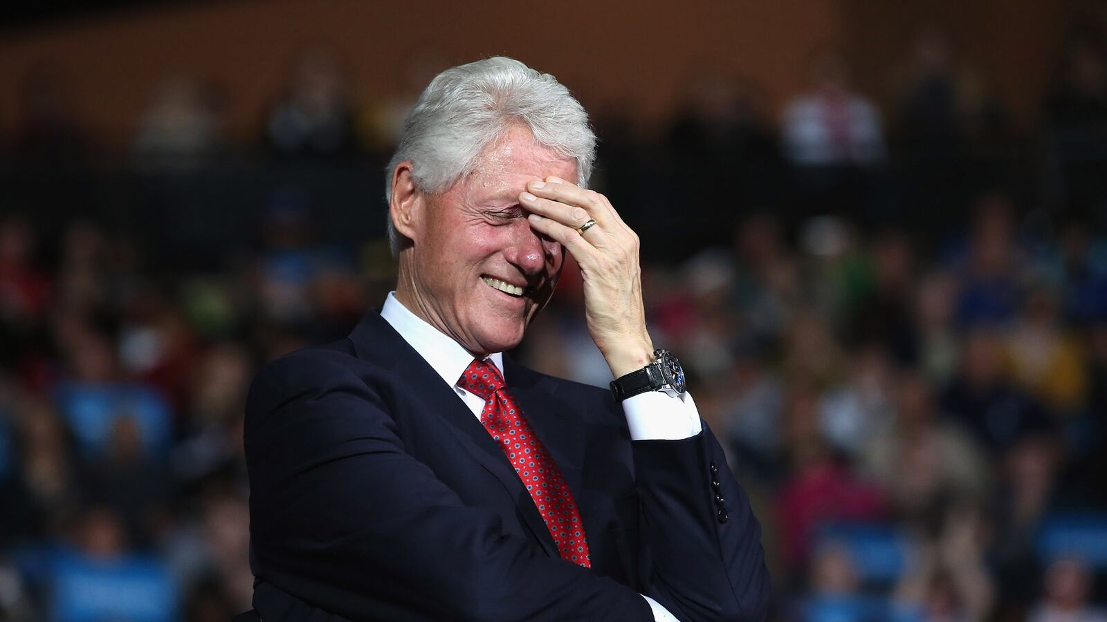 articles/2014/04/01/lame-duck-laughs-from-political-pranksters/140401-nuzzi-fools-tease_far437