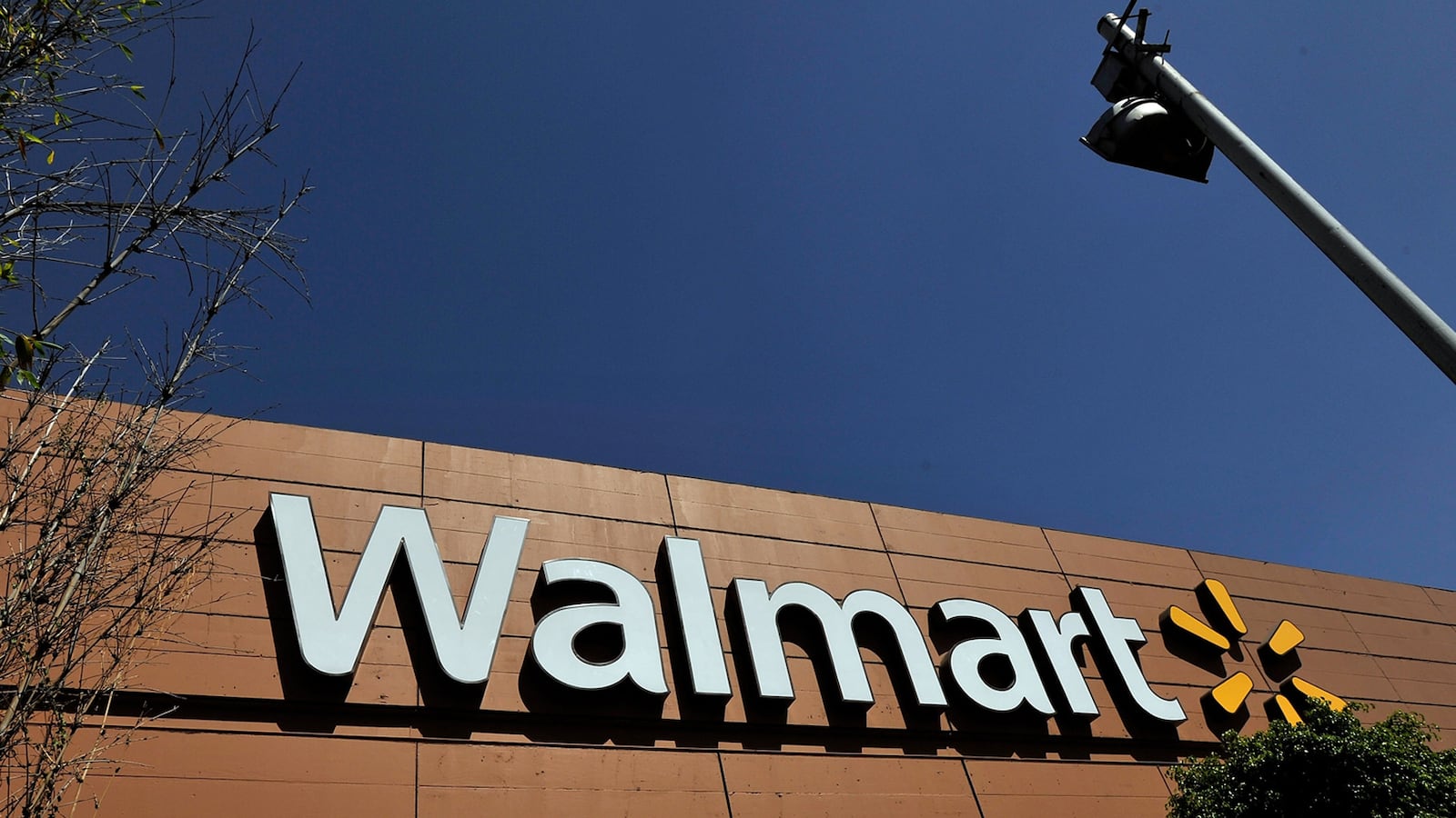 cheats/2012/04/24/feds-investigating-walmart-report/mexico-wal-mart-fraud-cheate_g9gfjl