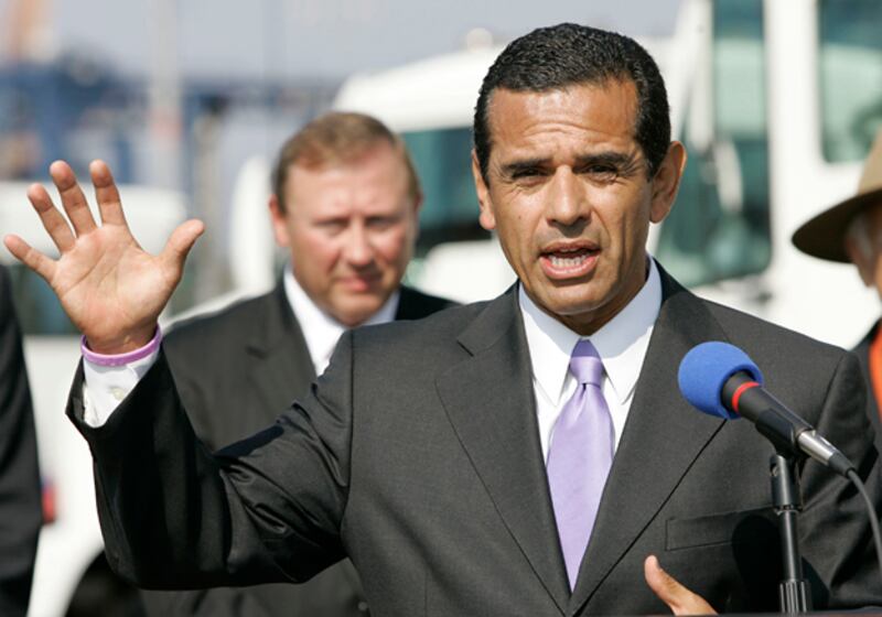 galleries/2010/03/17/sex-scandals/sex-scandals---antonio-villaraigosa_buzdlj