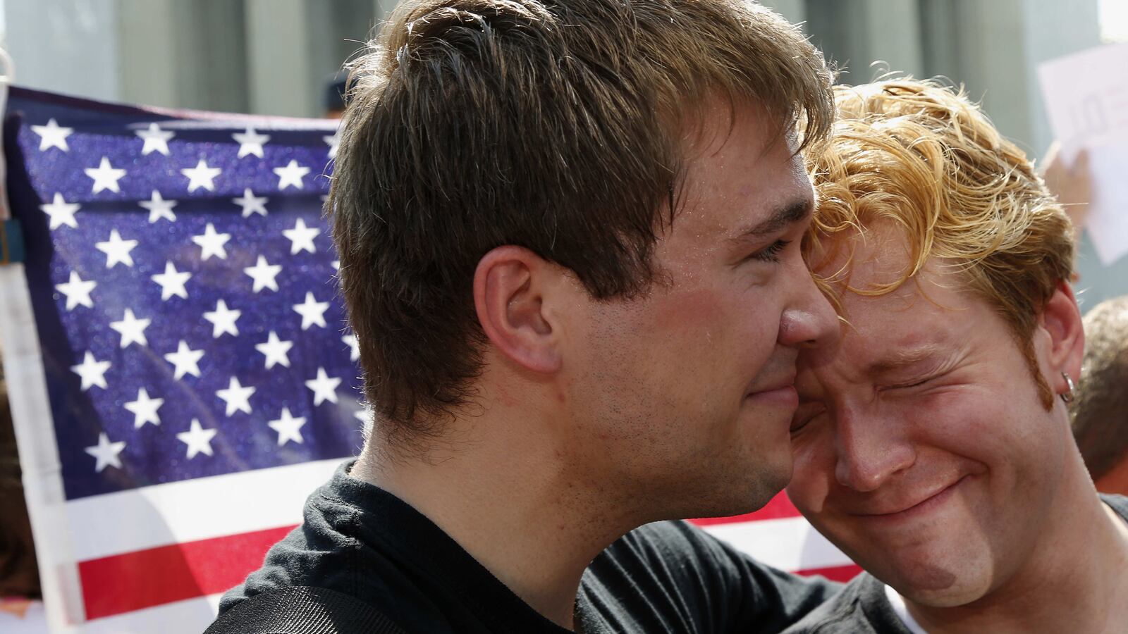 galleries/2013/06/26/gay-day-at-supreme-court-best-photo-reactions/1306260gay-marriage-02_btz1xw