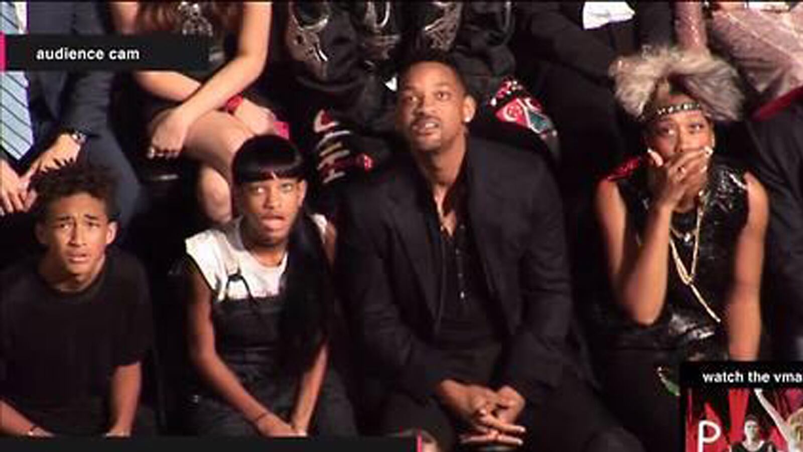 cheats/2013/08/26/will-smith-and-family-weren-t-dissing-miley-cyrus/130826-VMA-wrong-cheat_splldp