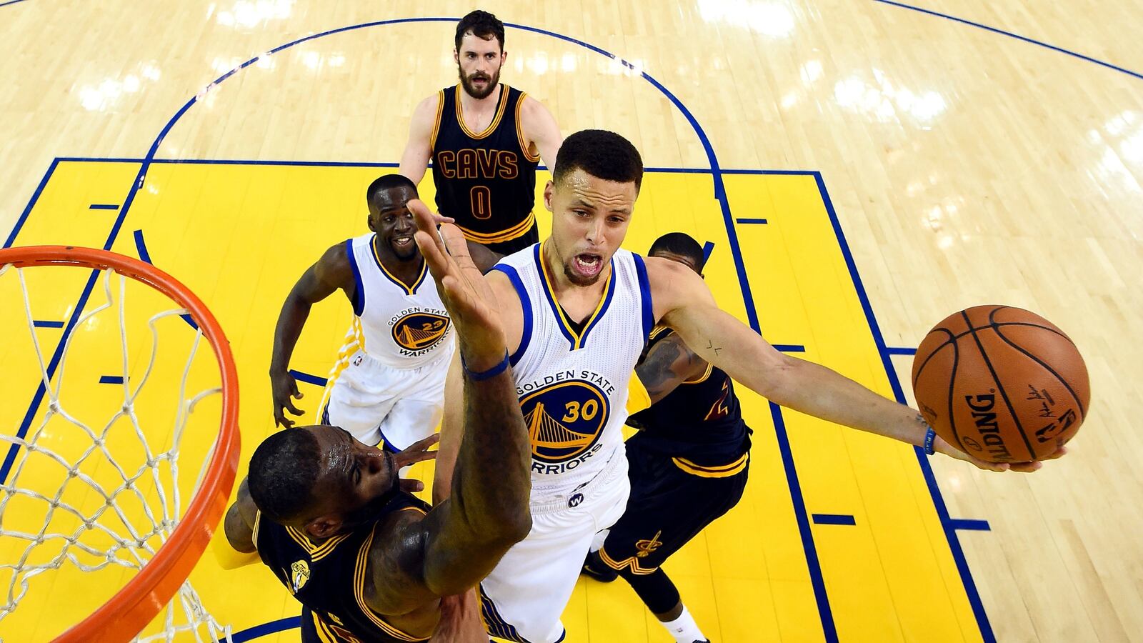 cheats/2016/06/05/warriors-decimate-cavaliers-in-game-2/160605-warriors-cavs-cheat_owfgn0