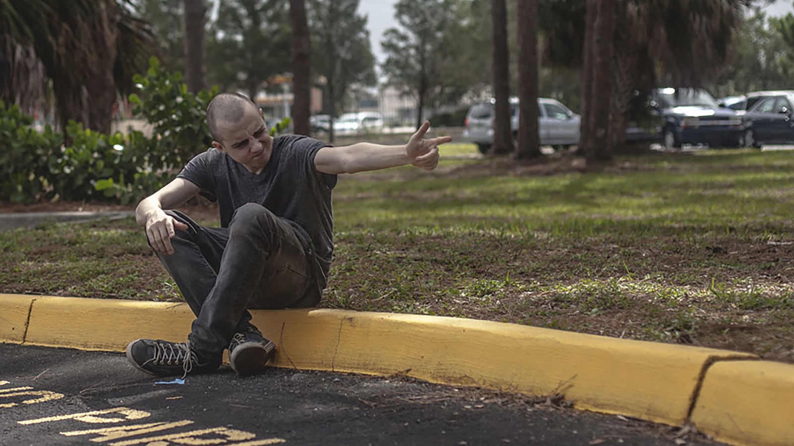 articles/2017/02/11/dark-night-provides-a-haunting-portrait-of-america-s-mass-shooting-epidemic/170211-schrager-dark-night-tease_a8s3iy