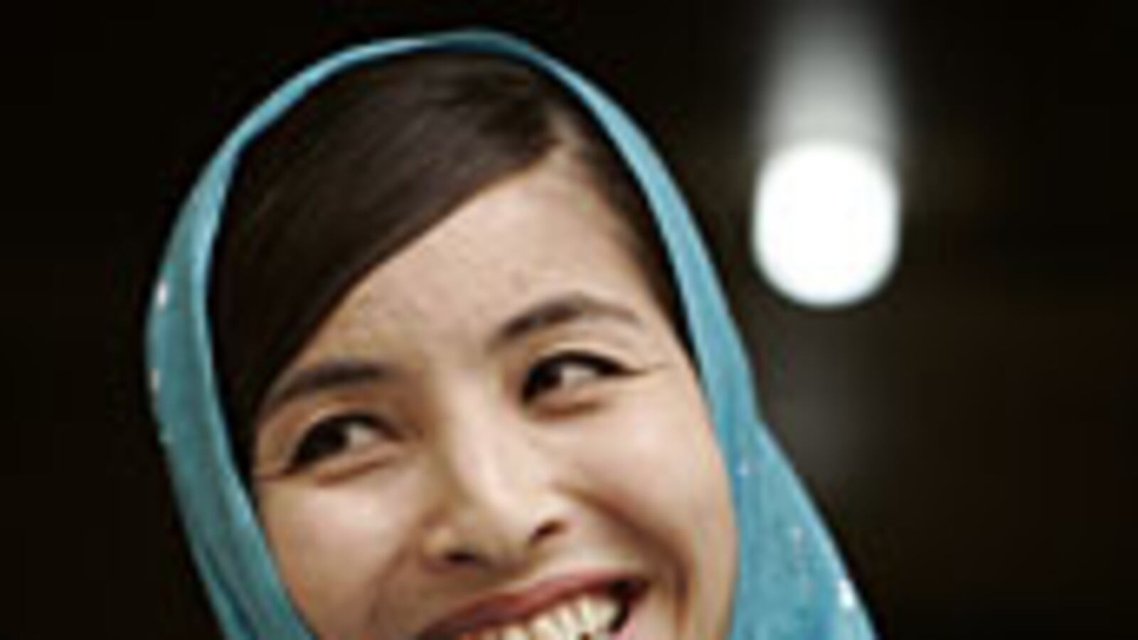 articles/2009/05/17/why-iran-freed-roxana-saberi/esfandiari-saberi_27103_euha5b