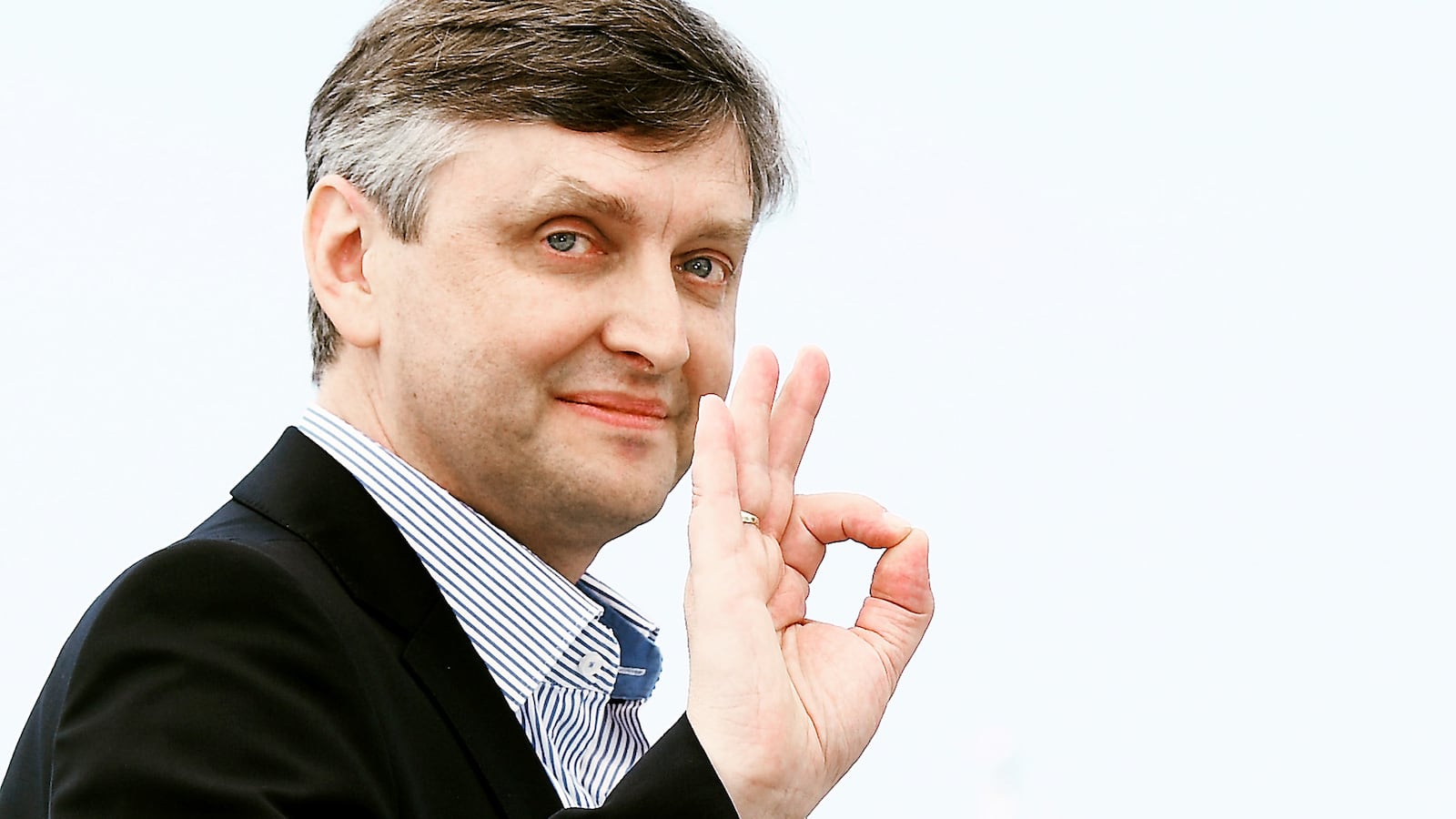 170526-porton-Sergei-Loznitsa-tease_u9xii8